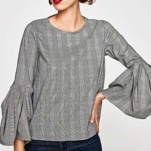 Zara Pleated Checkered Top Flare Sleeve Black and White Size XS